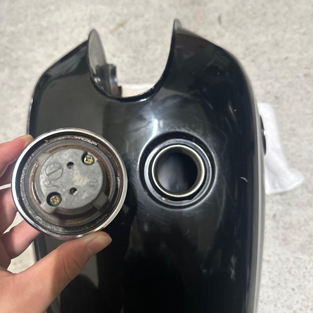 YAMAHA SR400 キャブ車 純正タンク 鍵・キャップ・燃料コック付き