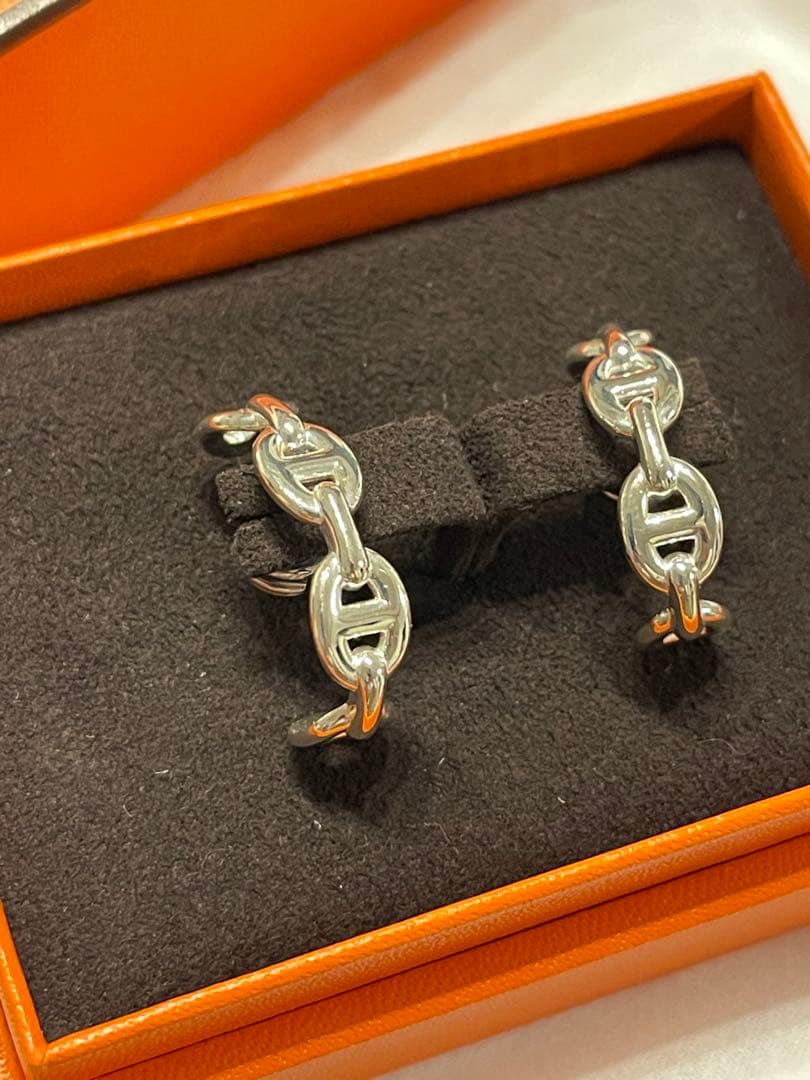 ひ*り様 HERMES シルバーチェーンピアス