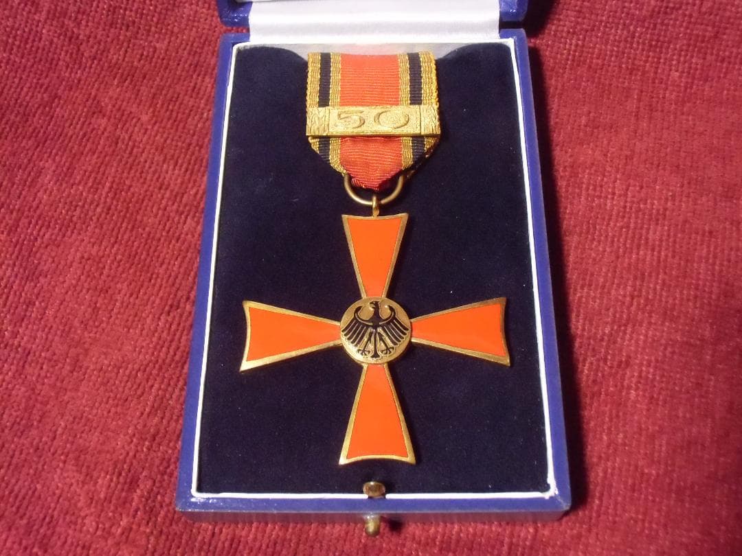 ＢＷドイツ軍/連邦軍＊１９５２連邦功労勲章２級５０年勤続ＧＯＬＤバー付（実物）