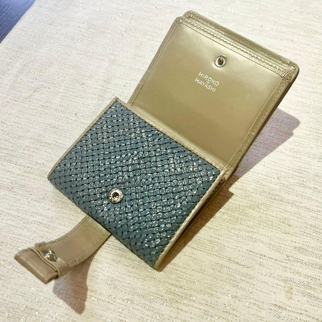 ヒロコハヤシ二つ折り財布