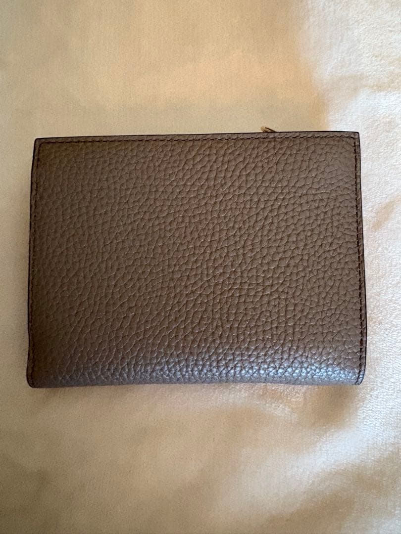 FURLA フルラ　三つ折り財布　定価37400円★新品未使用