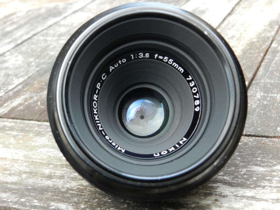 美品　Nikon F 一眼レフカメラ P.C 55 3.5 マクロ　即撮影可