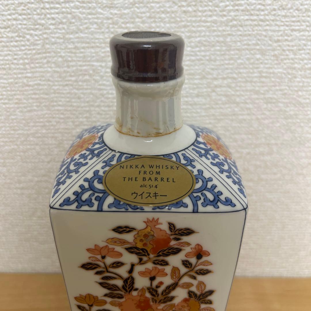 ニッカウヰスキー　フロムザバレル　有田焼　陶器ボトル