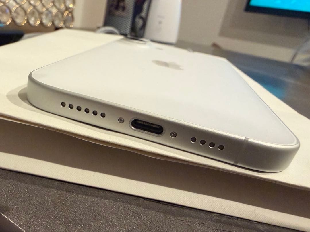 iPhone16plus 本体 256GB ホワイト