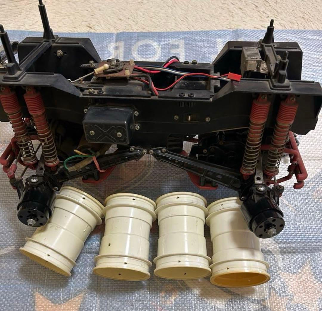 タミヤ　クラッドバスター車体とホイールのみ　ジャンク