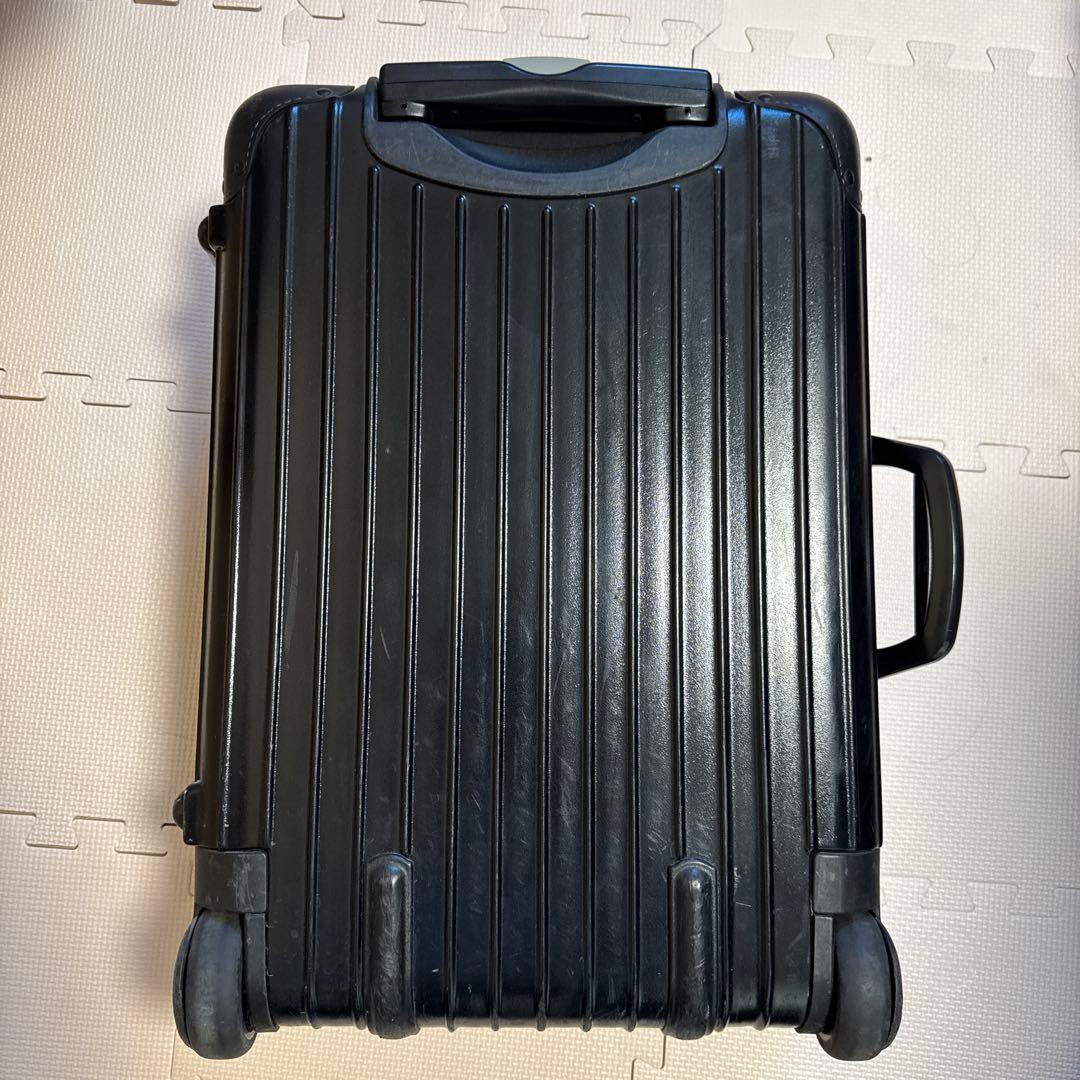 RIMOWA ブラック ハードキャリーケース