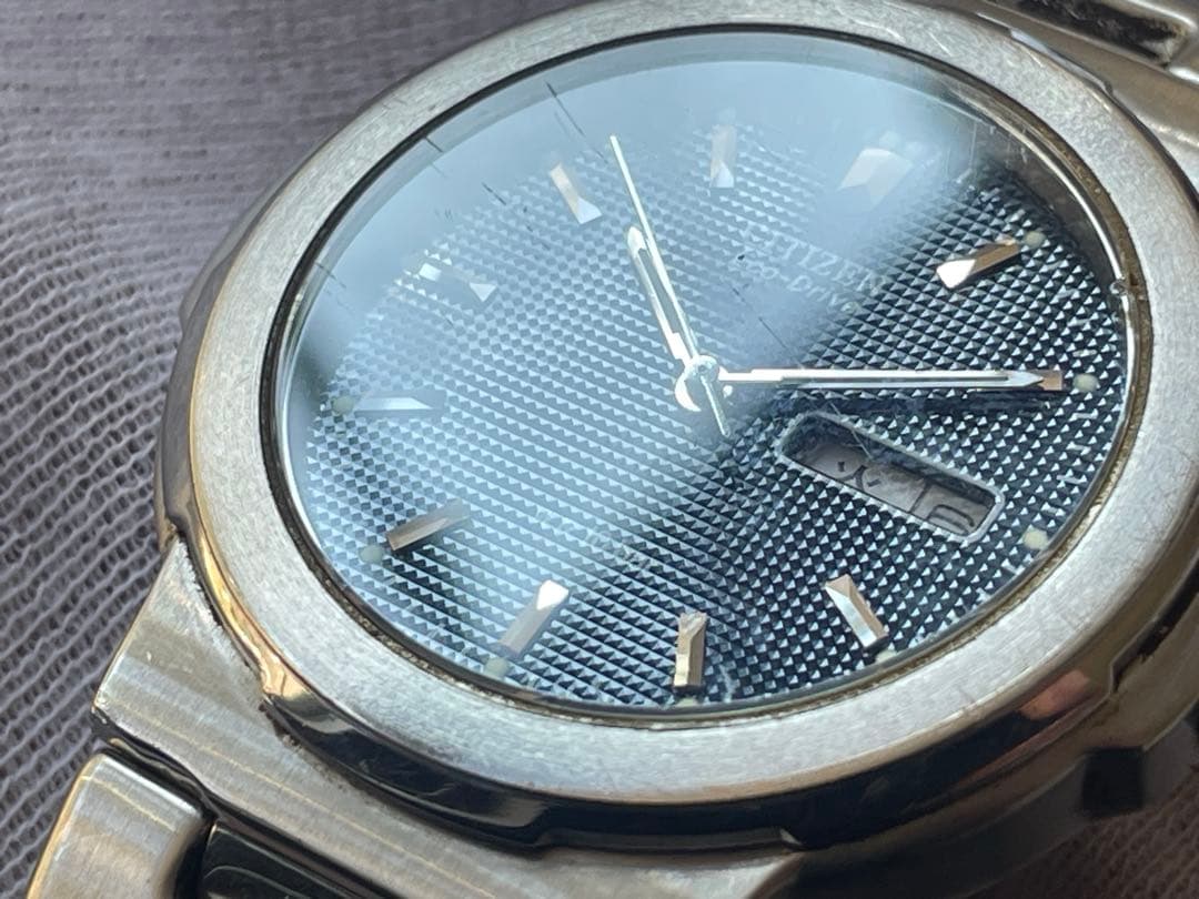 CITIZEN ECO-DRIVE E100-K17837 メンズクォーツ