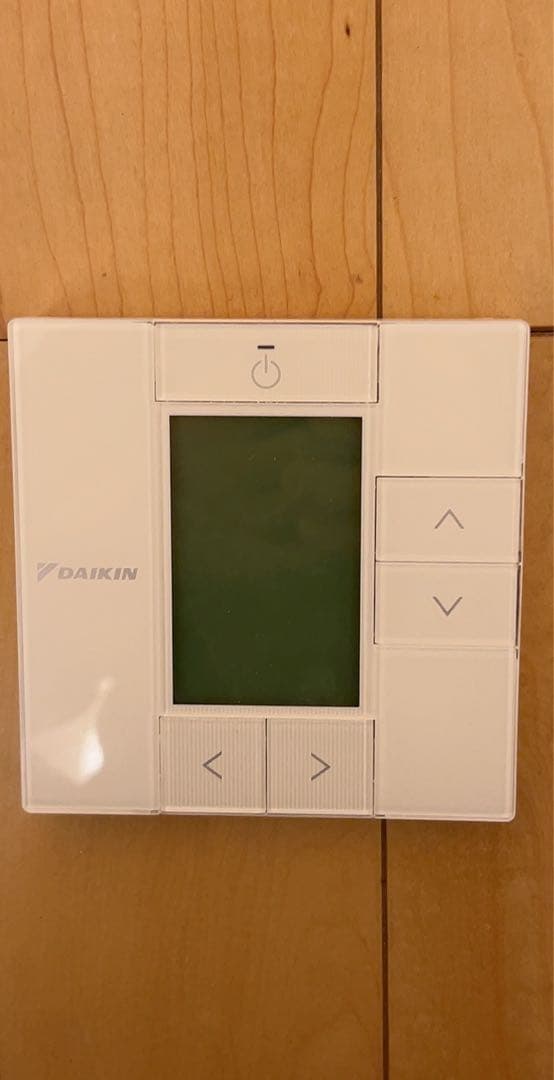DAIKIN エアコン用リモコン 4個セット（中古品）