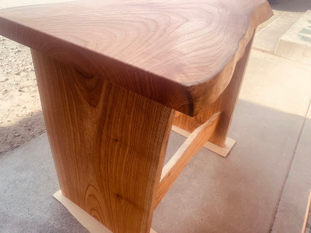 ☆ローズマリー☆無垢材(耳付栴檀一枚板)PCデスクオーダー製作＊高さ75㌢