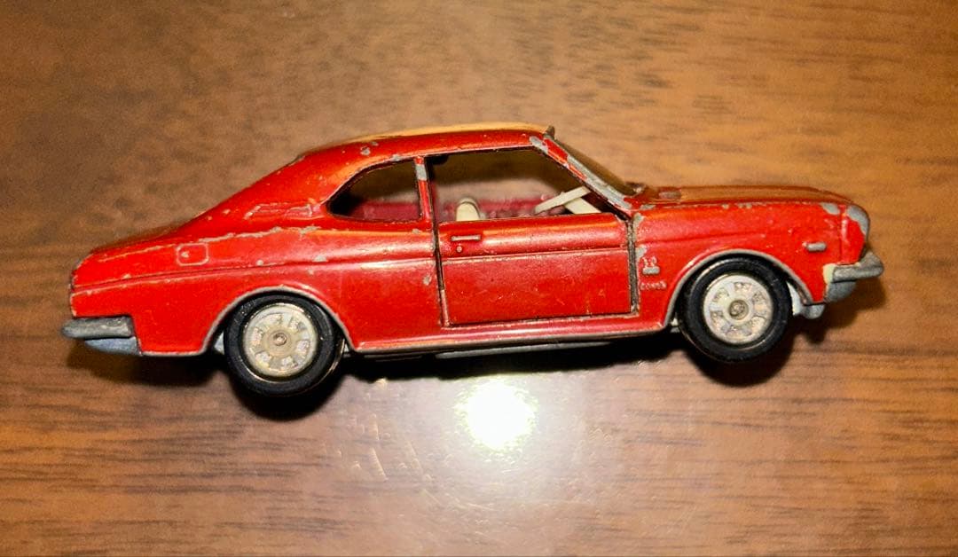 【ビンテージ】50年前のミニカー24台セット