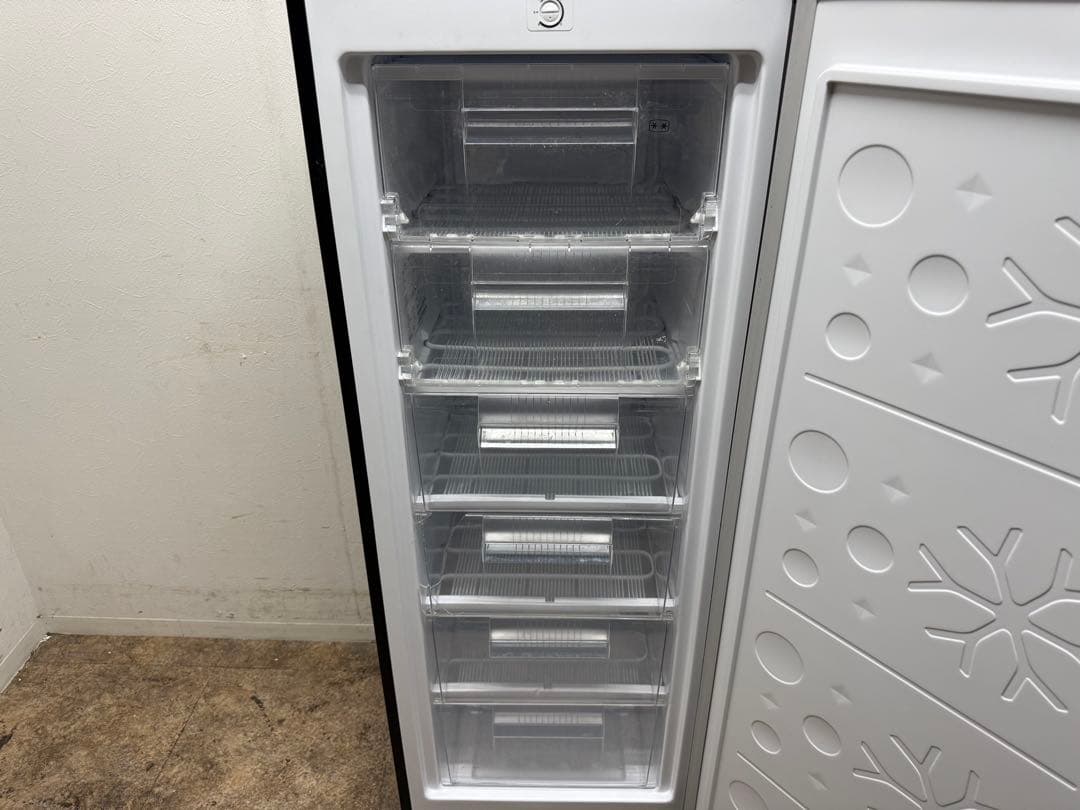 MAXZEN 　冷凍ストッカー　冷凍庫　フリーザー　１７７L　２０２３年製