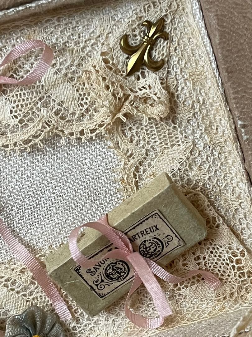 アンティークヴィンテージビスクドールミニョネット ボックスローズリボンレース