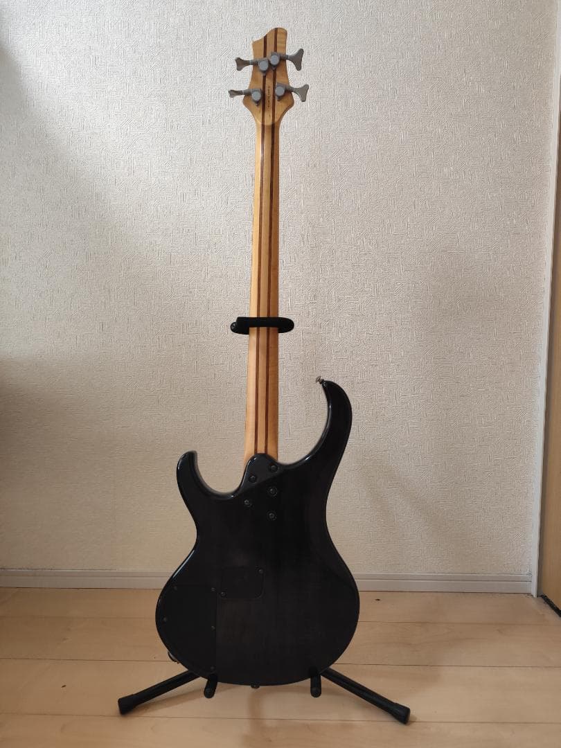 ibanez BTB 400 QM アクティブベース