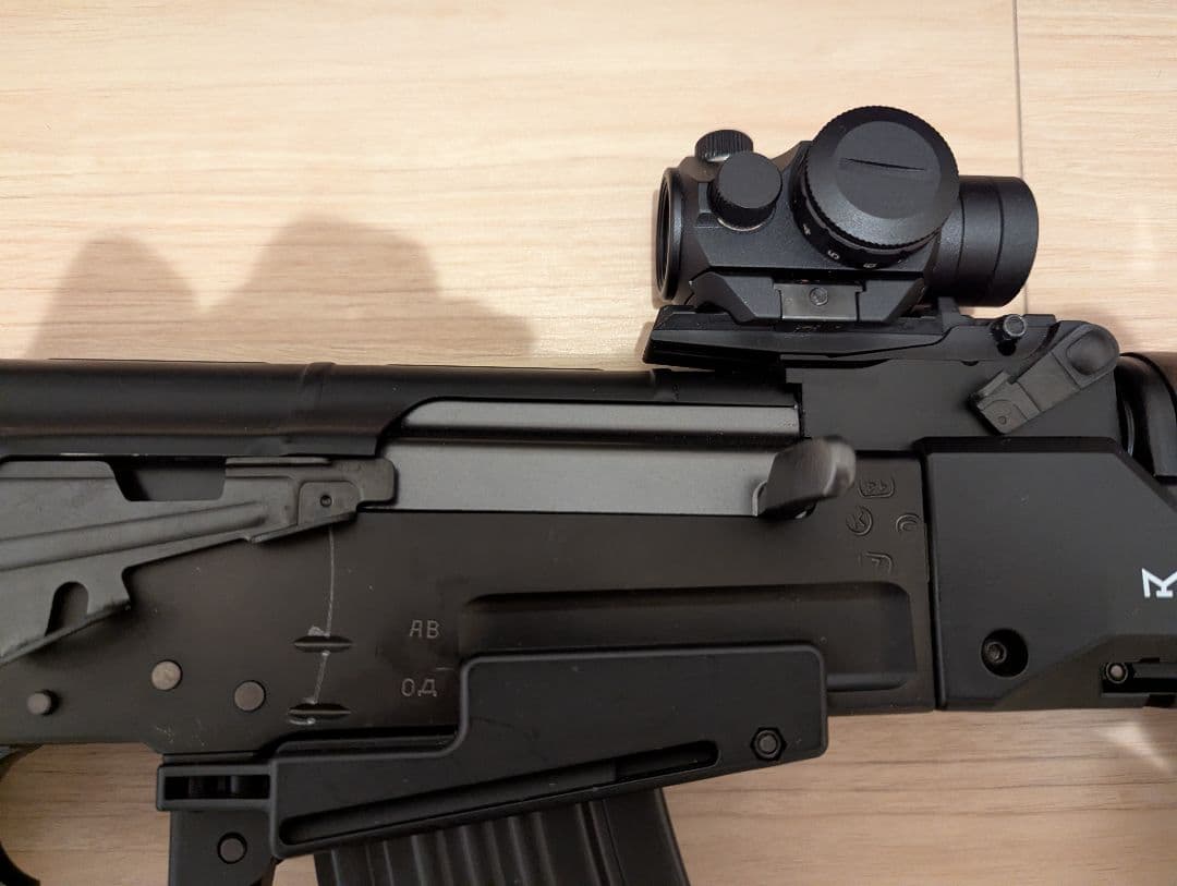 東京マルイ　次世代電動ガン　AKストーム　カスタムパーツ付属