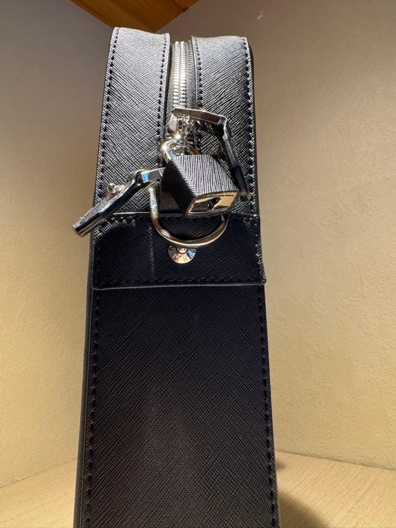 値下げ！【新品未使用】JOSEPH ビジネスバッグ 黒　A4収納可能