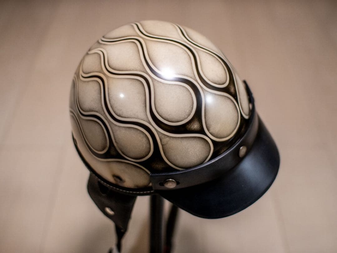 M 新品未使用　ポリヘル　ポリス　ヘルメット アイボリーエイジング黒フレア