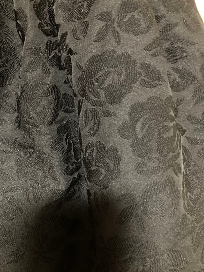 黒 花柄 パンツ　コムコム　値下げ中