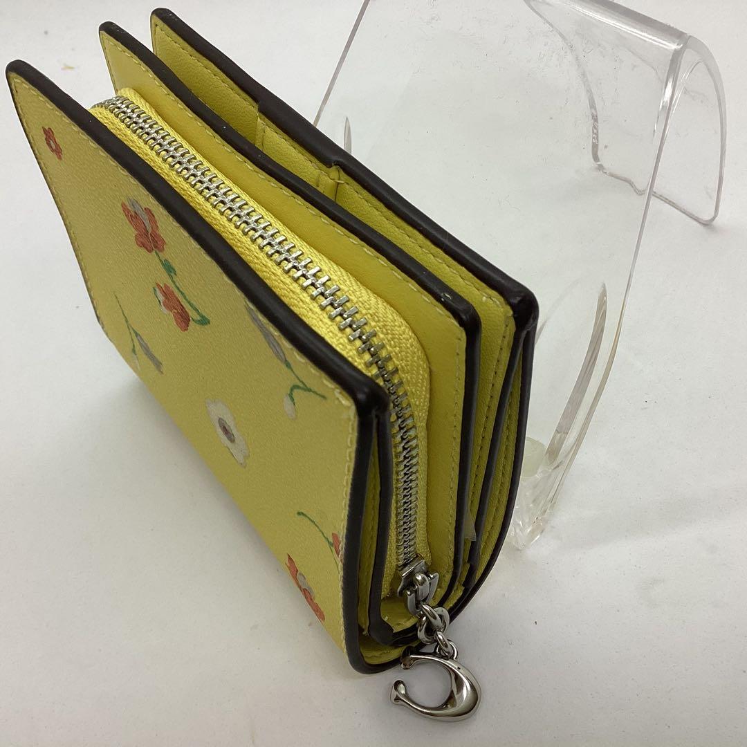 COACH 花柄 二つ折り　コンパクト　財布 イエロー
