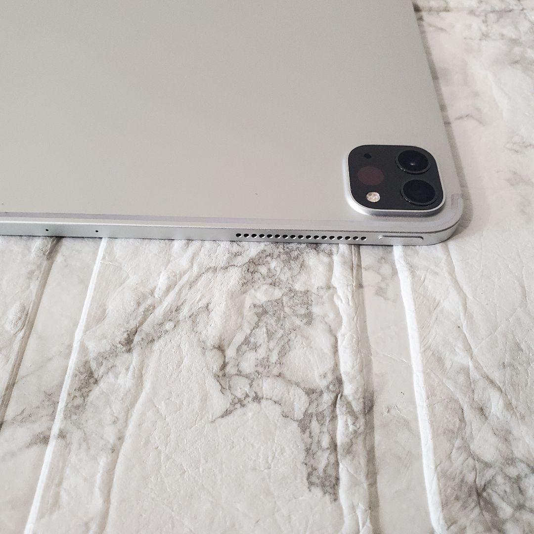 111 iPad pro 12.9 4世代 128GB SIMフリー シルバー