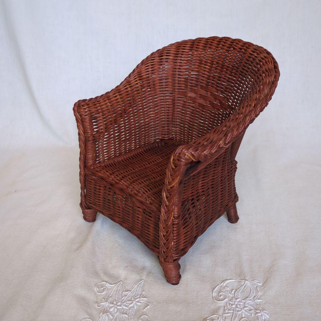 フランスアンティーク ドールチェア ① ローズマダー ラタン