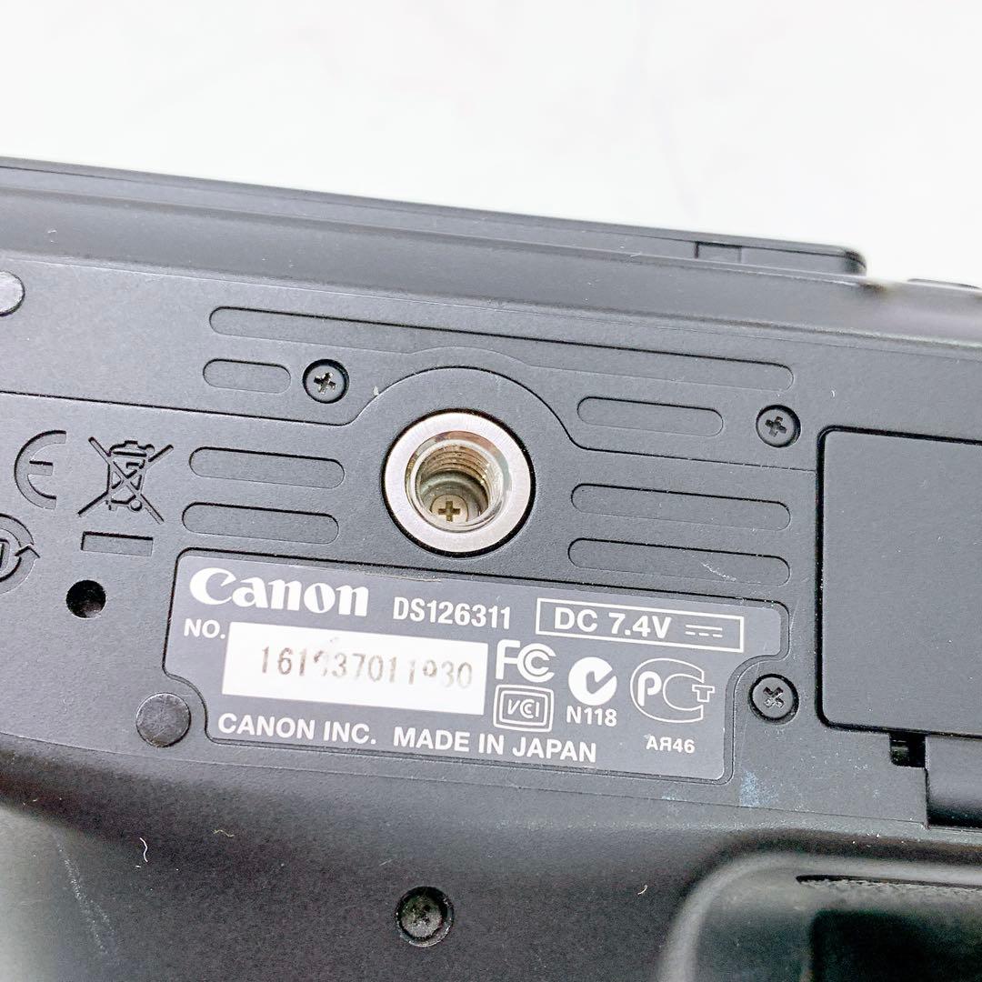 11ABM021 Canon EOS Kiss X5 デジタル一眼レフカメラ