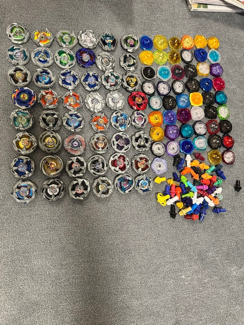 ベイブレードX 引退品　まとめ売り　ブレード48枚　ラチェット51枚　ビット50