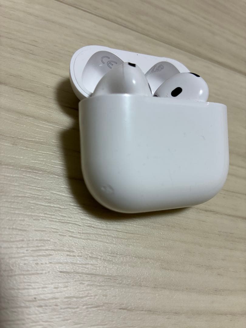 AirPods4ノイズキャンセリング搭載
