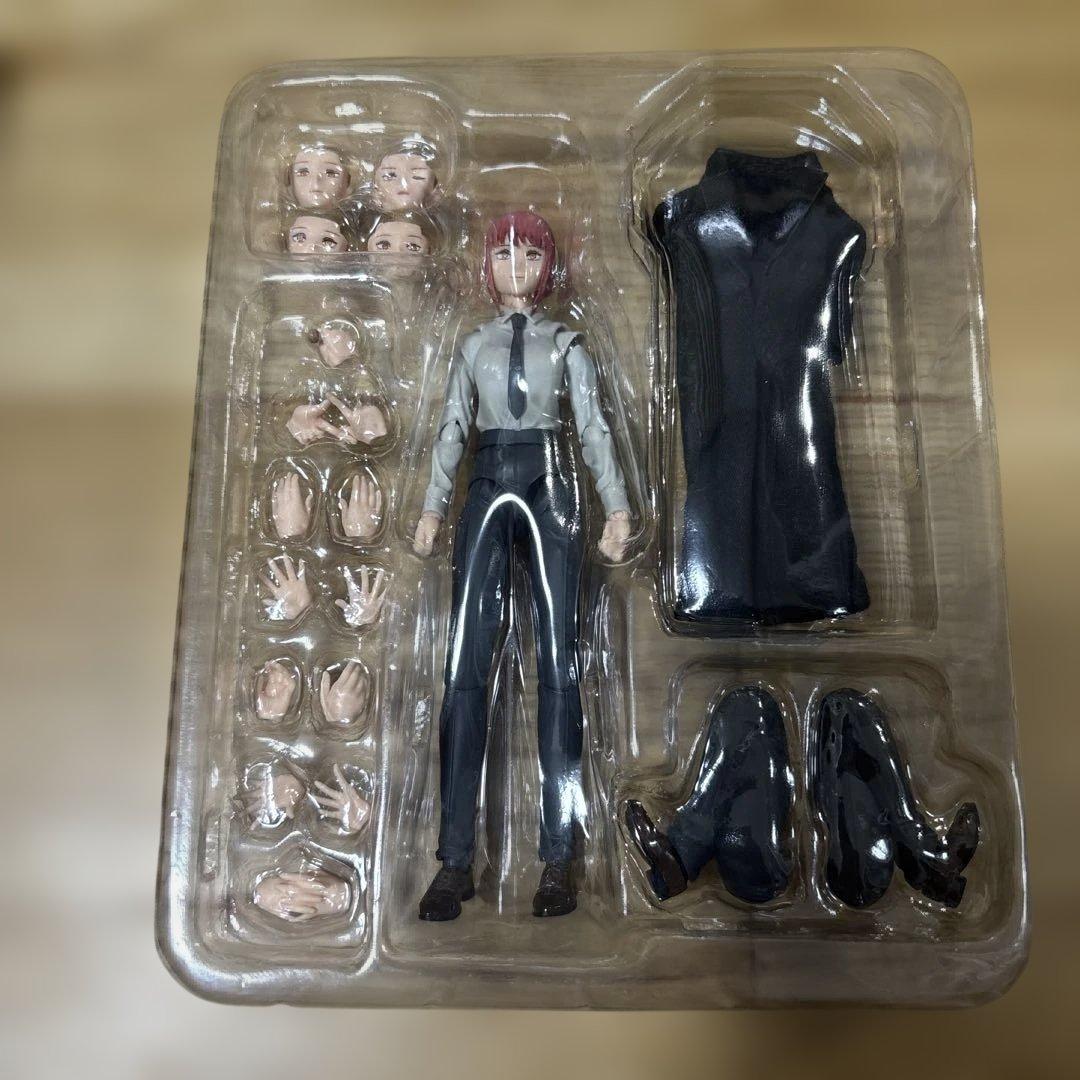 s.h.figuarts チェンソーマン マキマ　フィギュア　フィギュアーツ