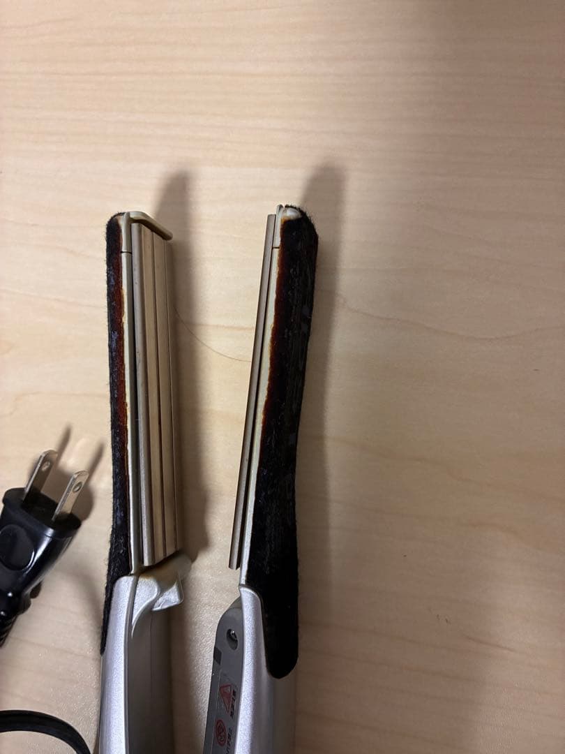 ADST DS ストレートヘアアイロン　ジャンク品