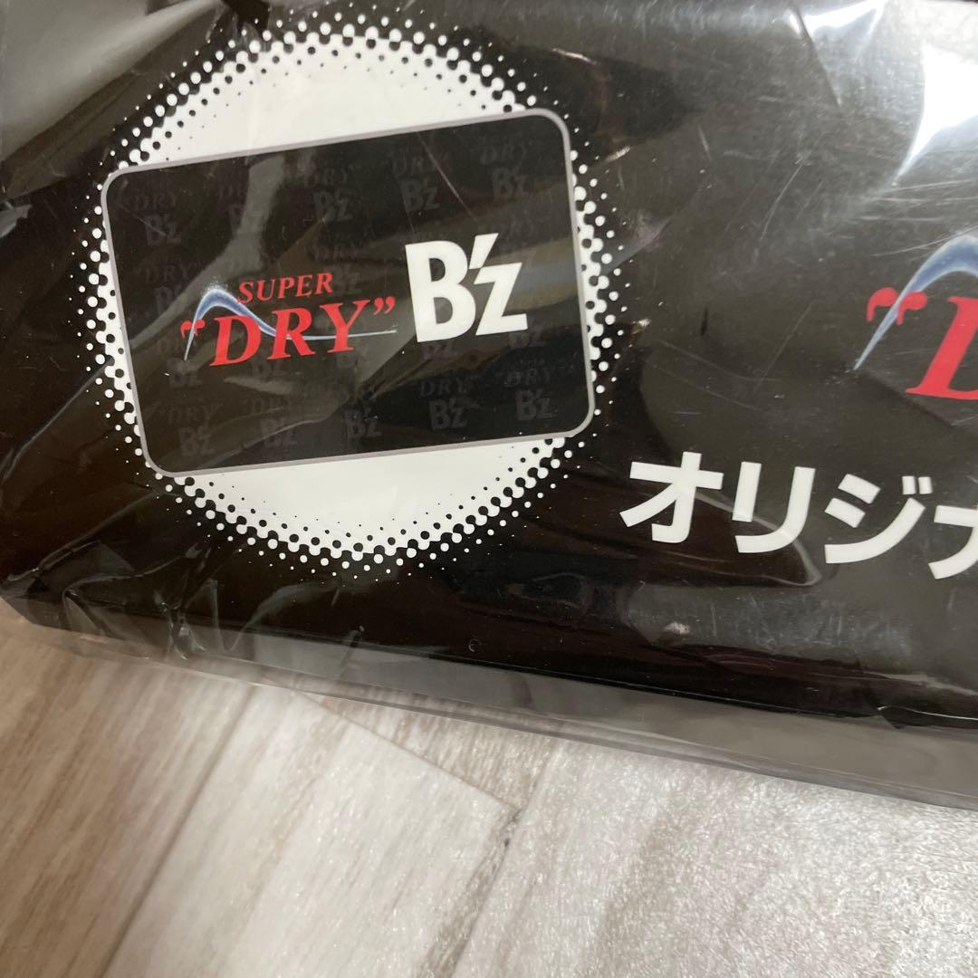 レア　2点セット　B'z 　アサヒ　ドライ　オリジナルブランケット　クッション
