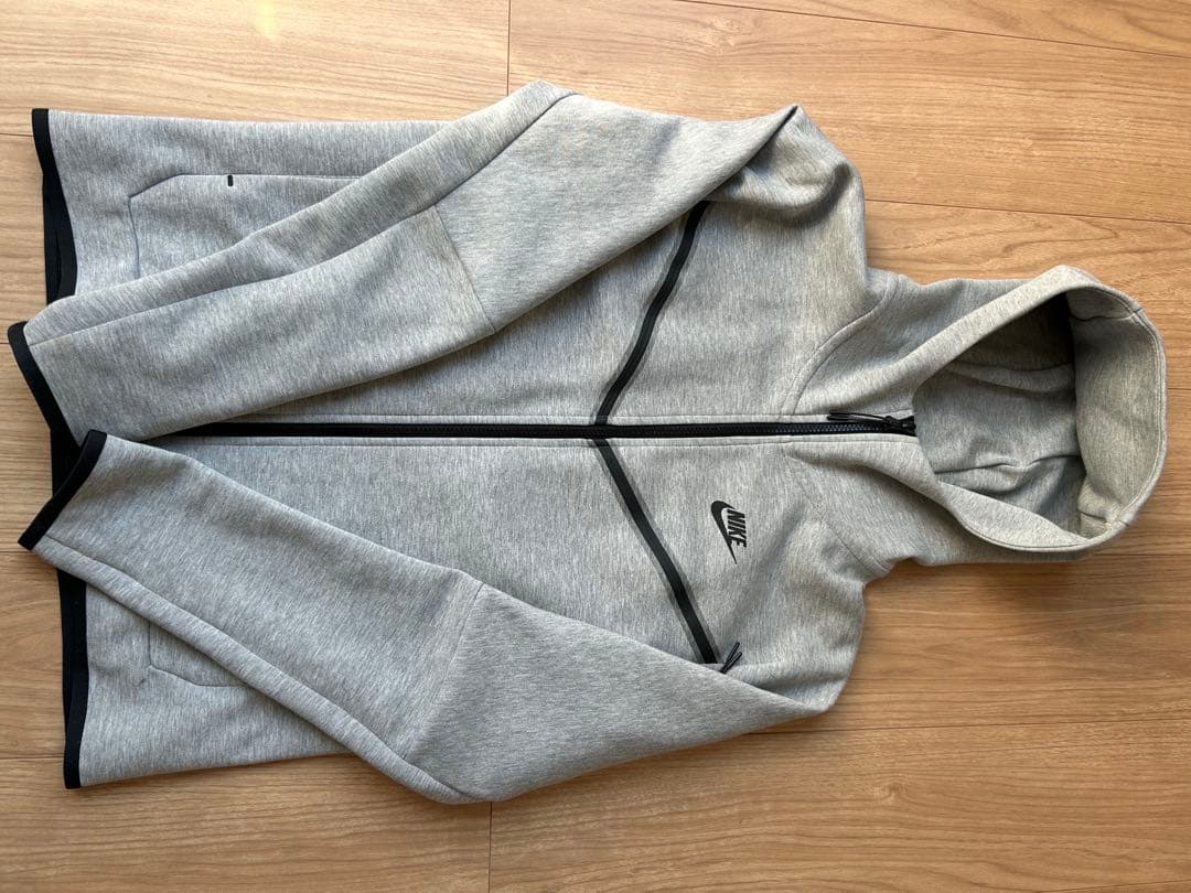 Nike フルジップ フード付きパーカー グレー