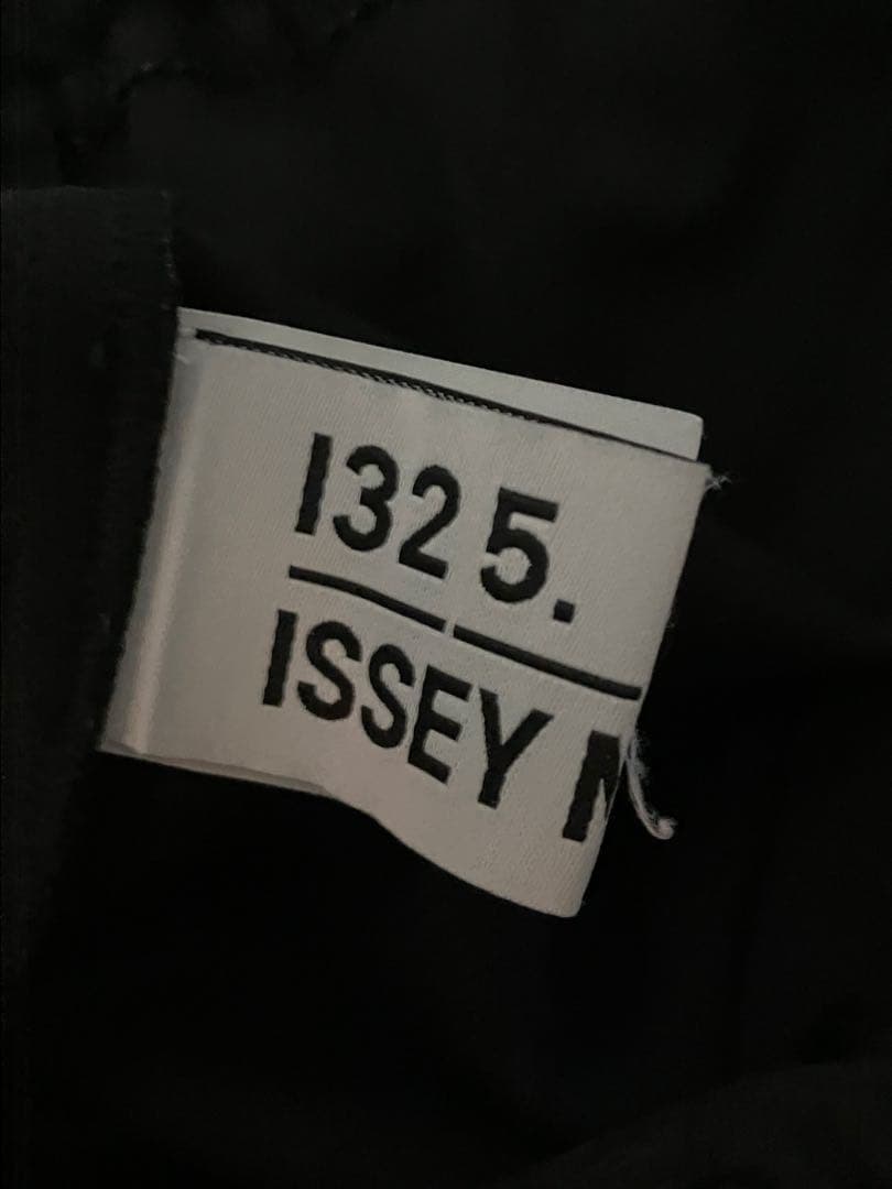 132 5.ISSEY MIYAKE サルエルパンツ　黒