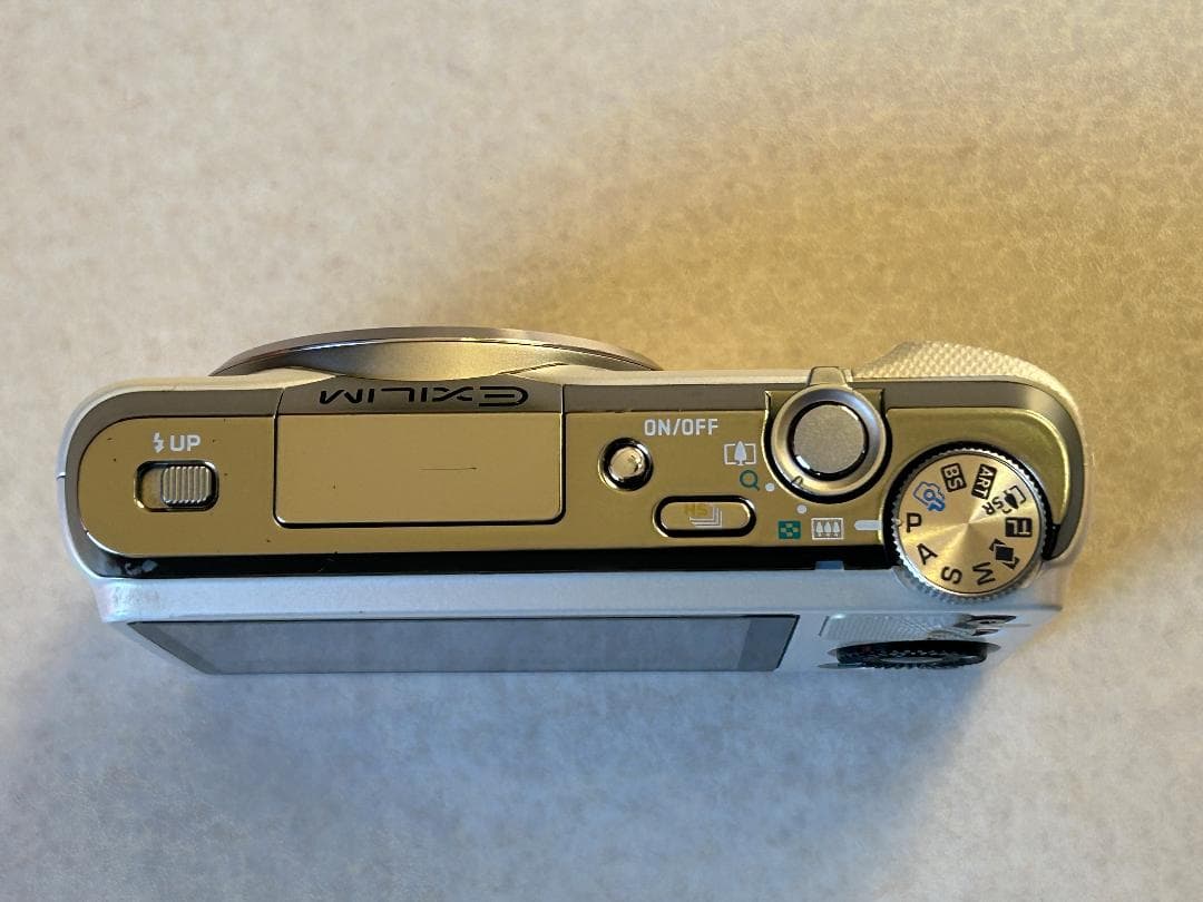 CASIO EX-ZR800 コンパクトデジタルカメラ