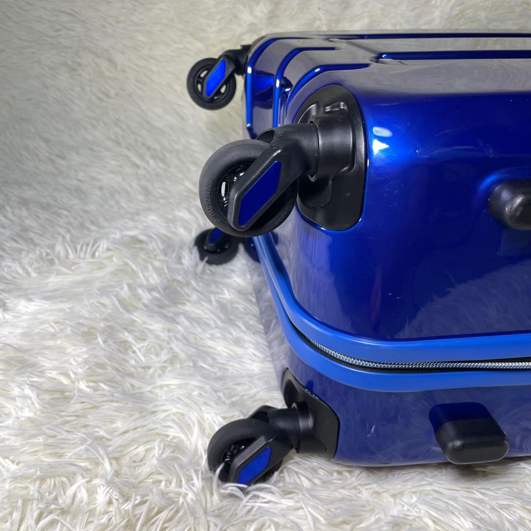 イノベーター　スーツケース　国旗デザイン　TSAロック　軽量