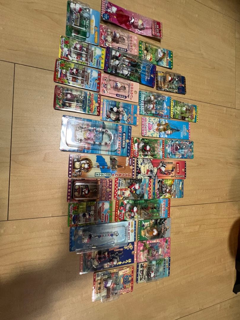 あまり(ヨ　ヨ) 【ご当地キティ】 ストラップ まとめ売り