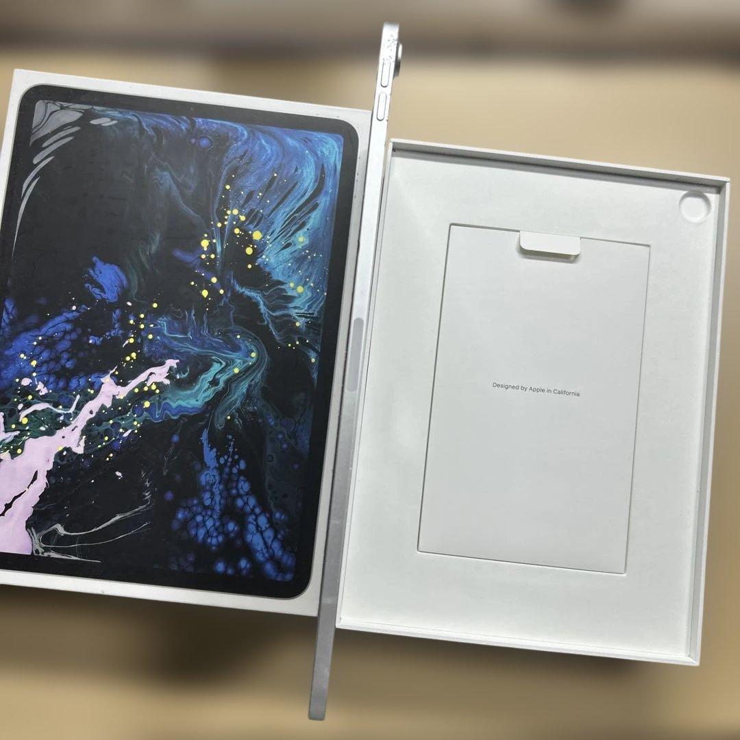 iPad Pro 11インチ　第1世代　Wi-Fi 256GB 割れあり