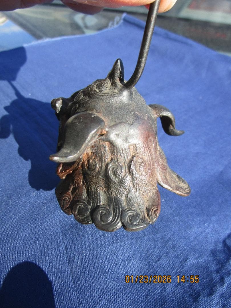 香炉　唐獅子香炉　古銅【?】　頭・取り外し可能　置物　珍型　飾り物　1体