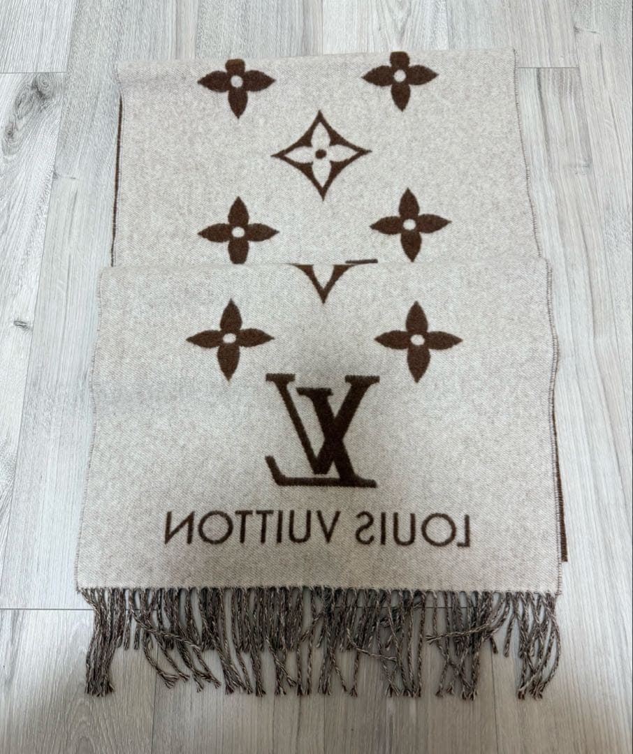 ルイヴィトン モノグラム マフラー