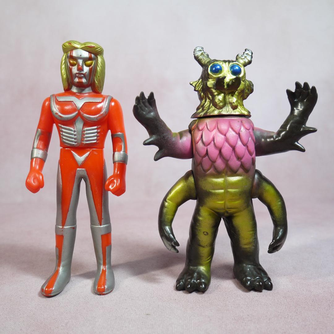 タカトク　メガロマン＋ゴラン　ミドルサイズ　ソフビ