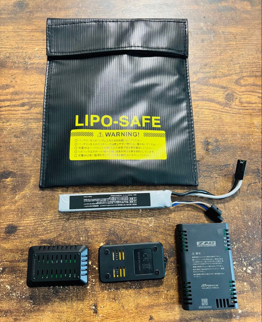 ジーフォース　ZAC リポバッテリー 充放電機等　5点セット