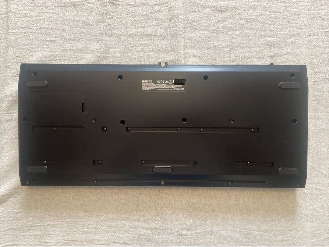 KORG microKORG2 限定メタリック・ブラック 未使用ソフトケース付き