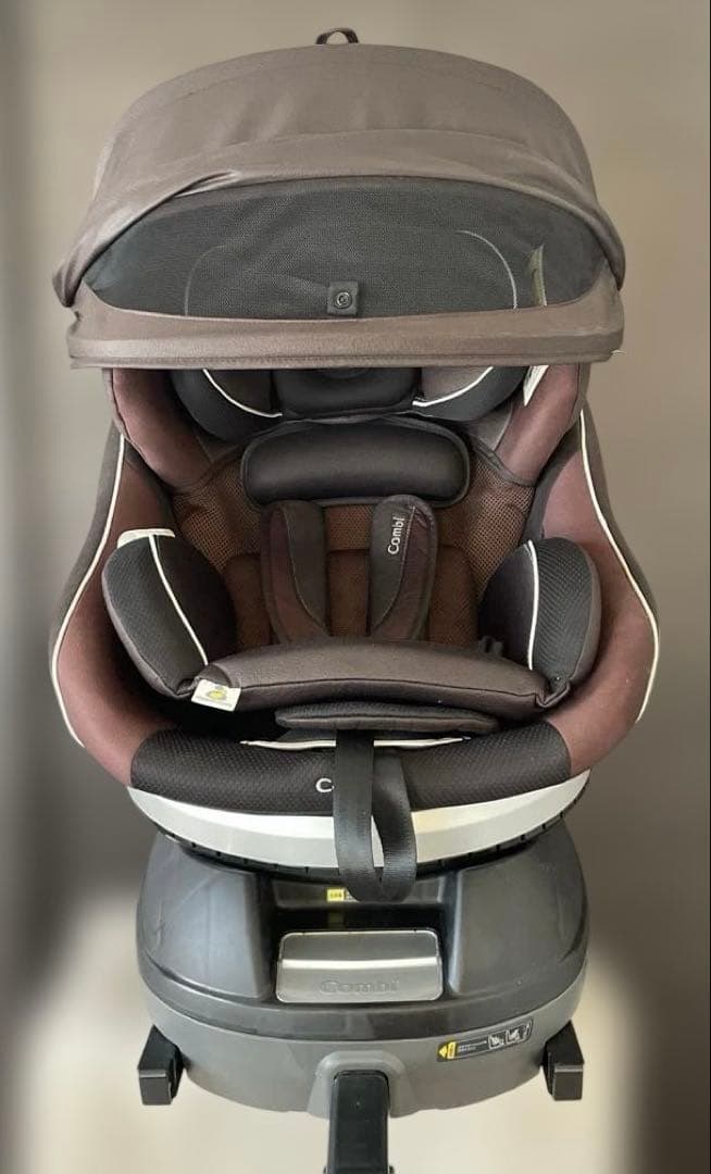 コンビ　ネルーム ISOFIX対応 回転式チャイルドシート　フルシートカバー付