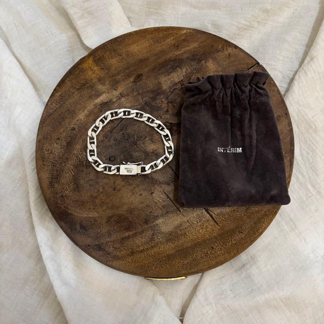 interim ブレスレット
