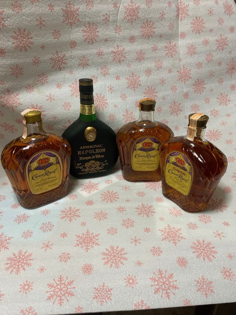 クラウンローヤル　ウイスキー 40% 古酒 ウイスキーとブランデー