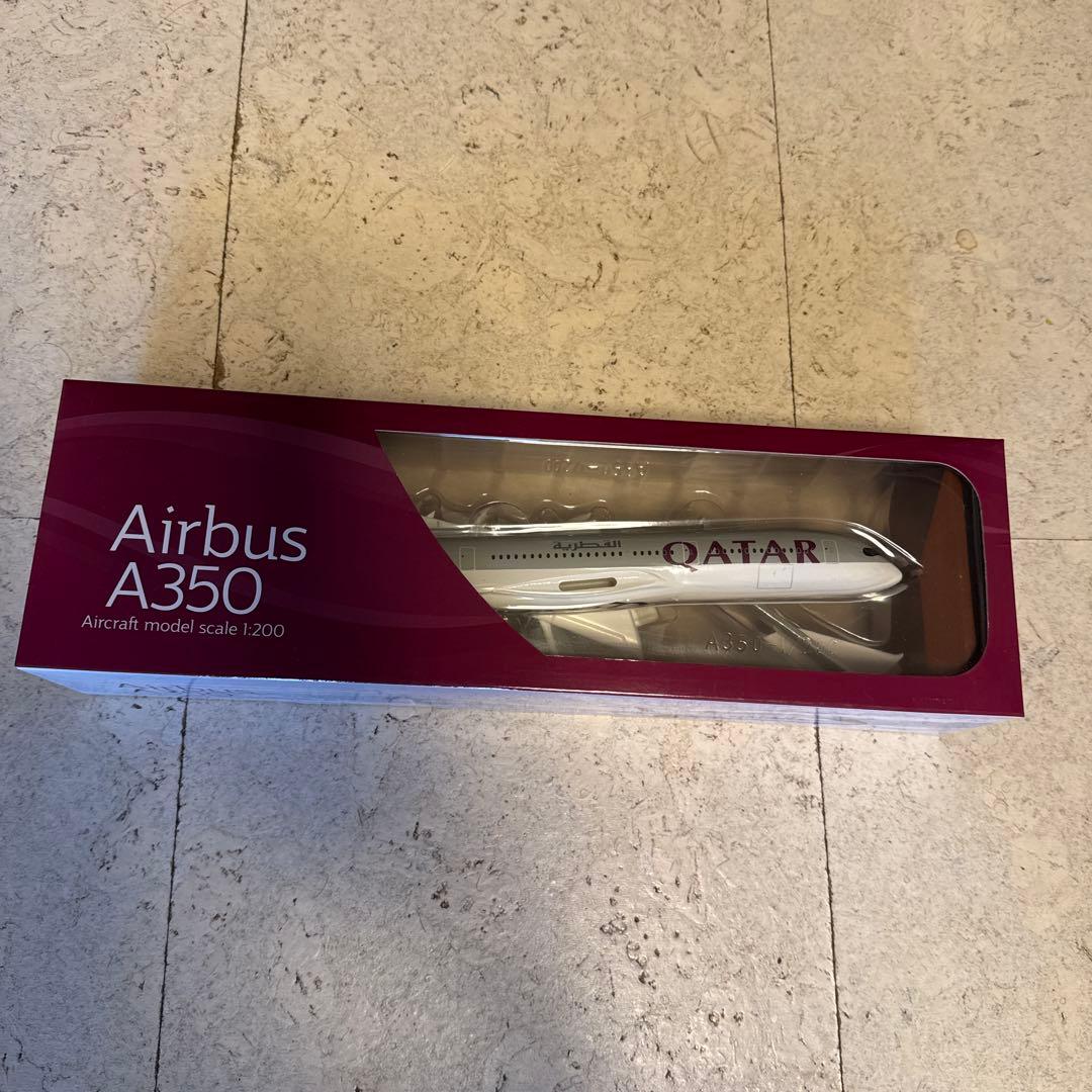 未開封　Airbus A350 Qatar Airways 1:200