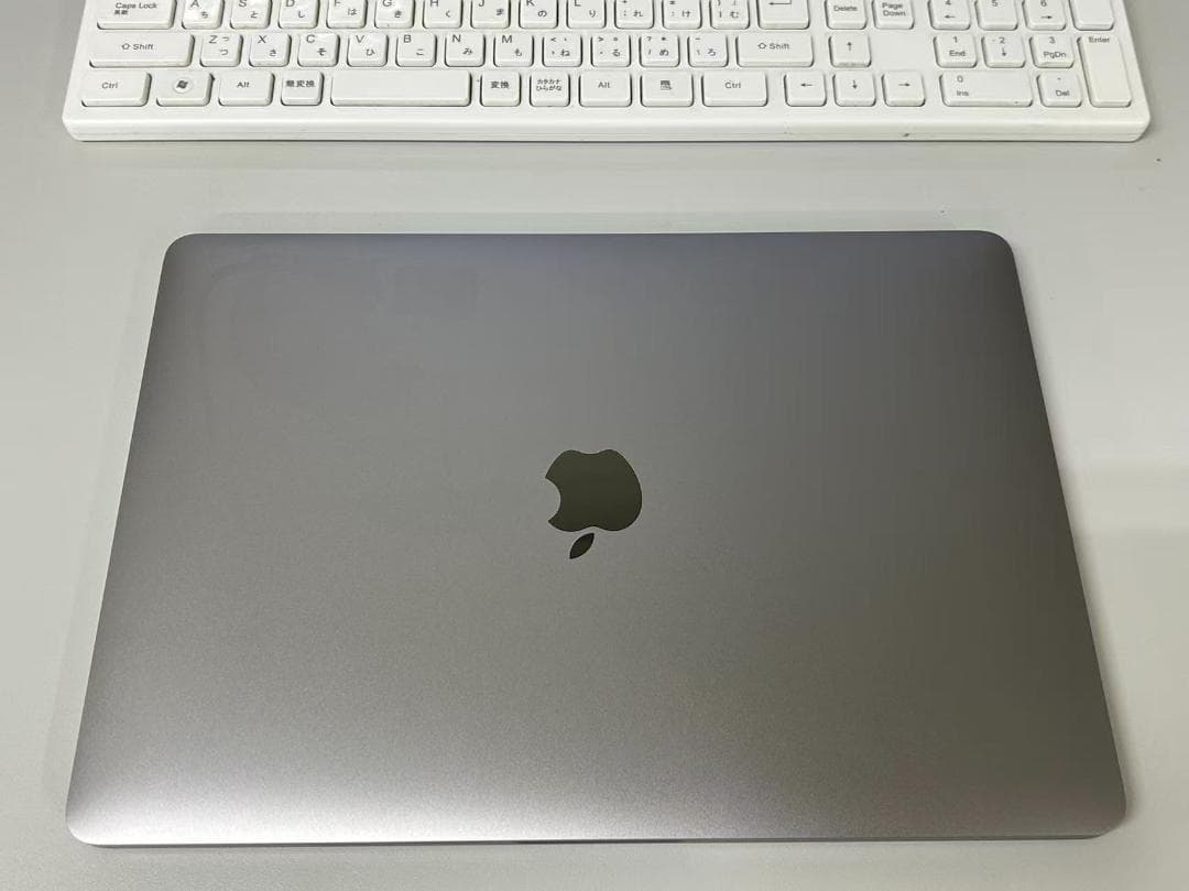 MacBook Pro (13-inch, A1706，タッチバー搭載 ジャンク
