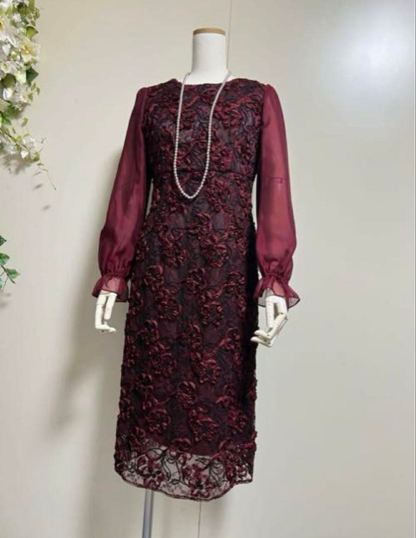 新品東京ソワールMARIKO KOHGA 日本製　高級刺繍レースドレスワンピース