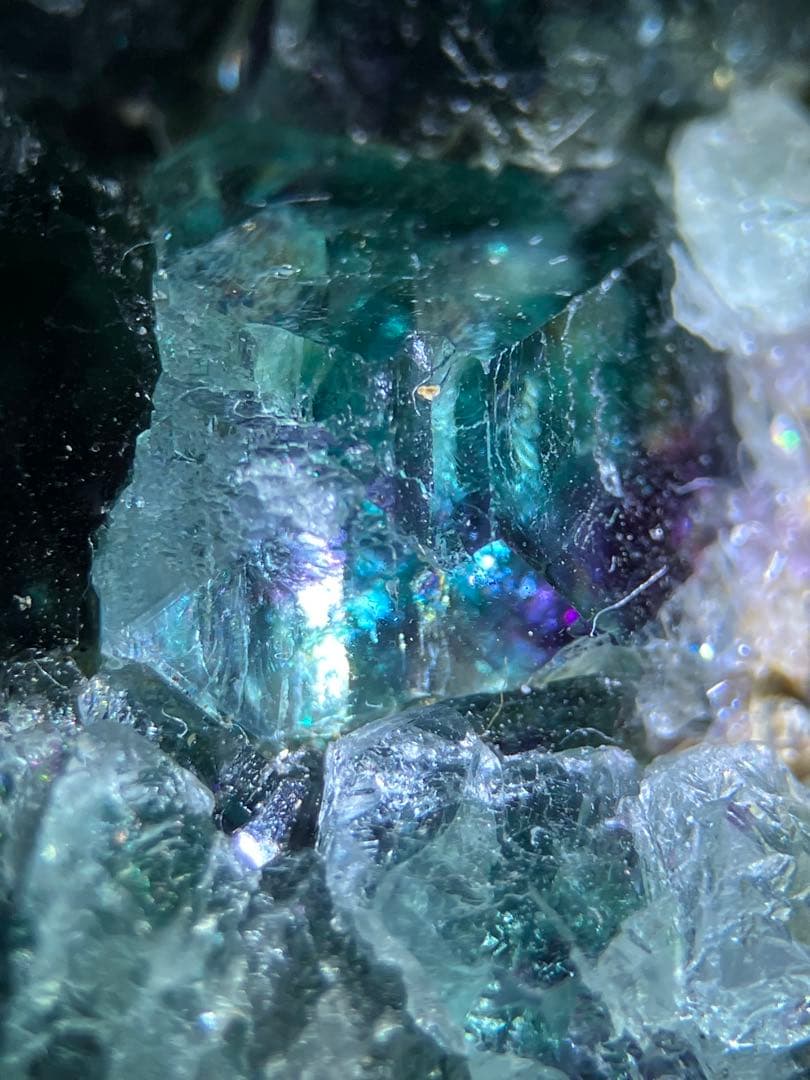 オコルスApit body産 フローライト 鉱物標本