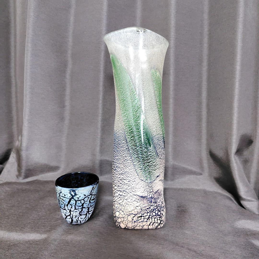 稲嶺盛一郎の特大花瓶