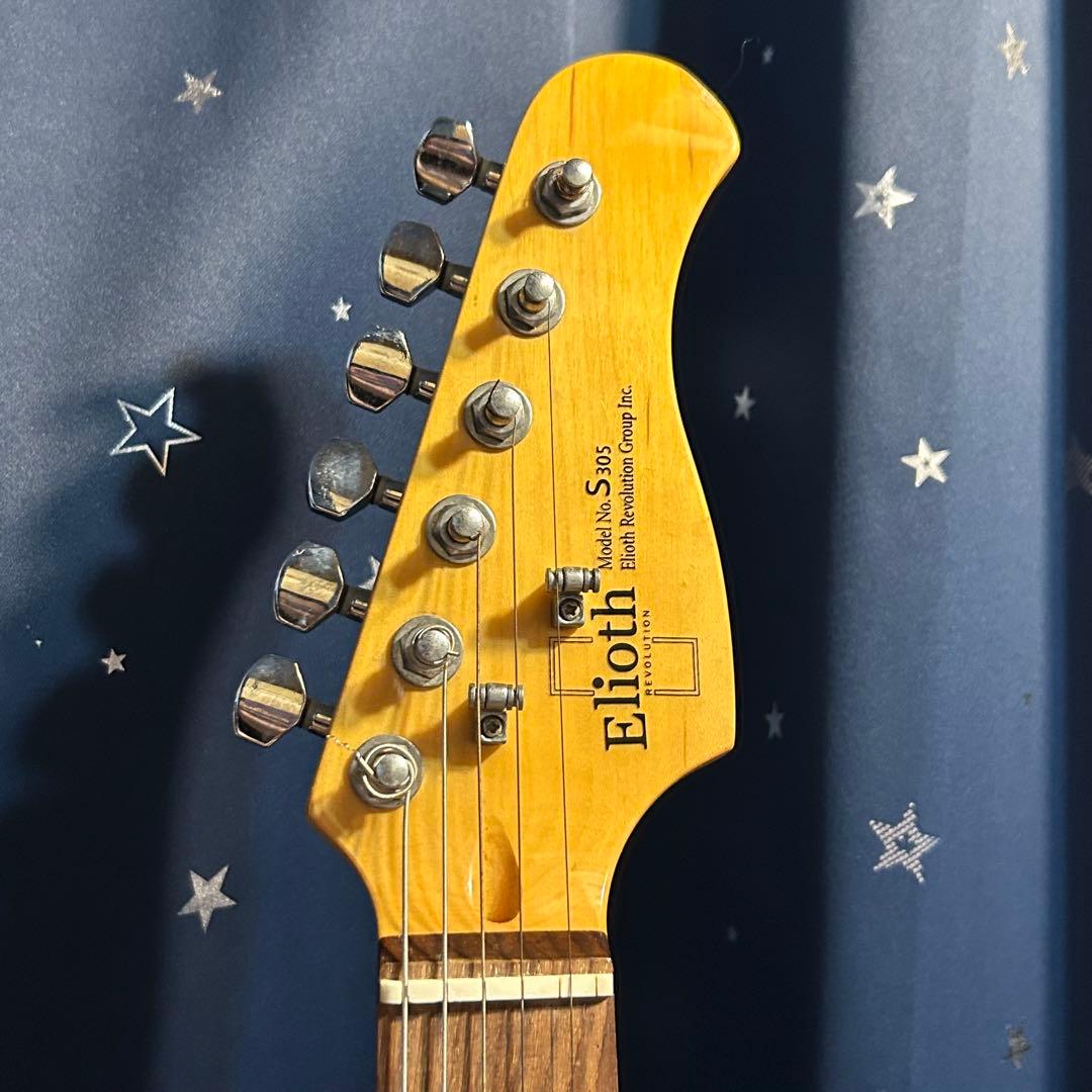 エリオス赤いエレキギター Snyder Maxピックアップ